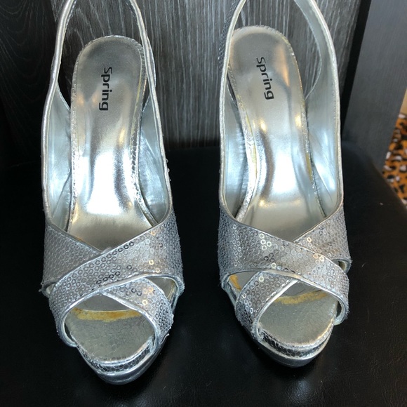 3 for 15 ๐ Call it spring sequin heels - Picture 2 of 7